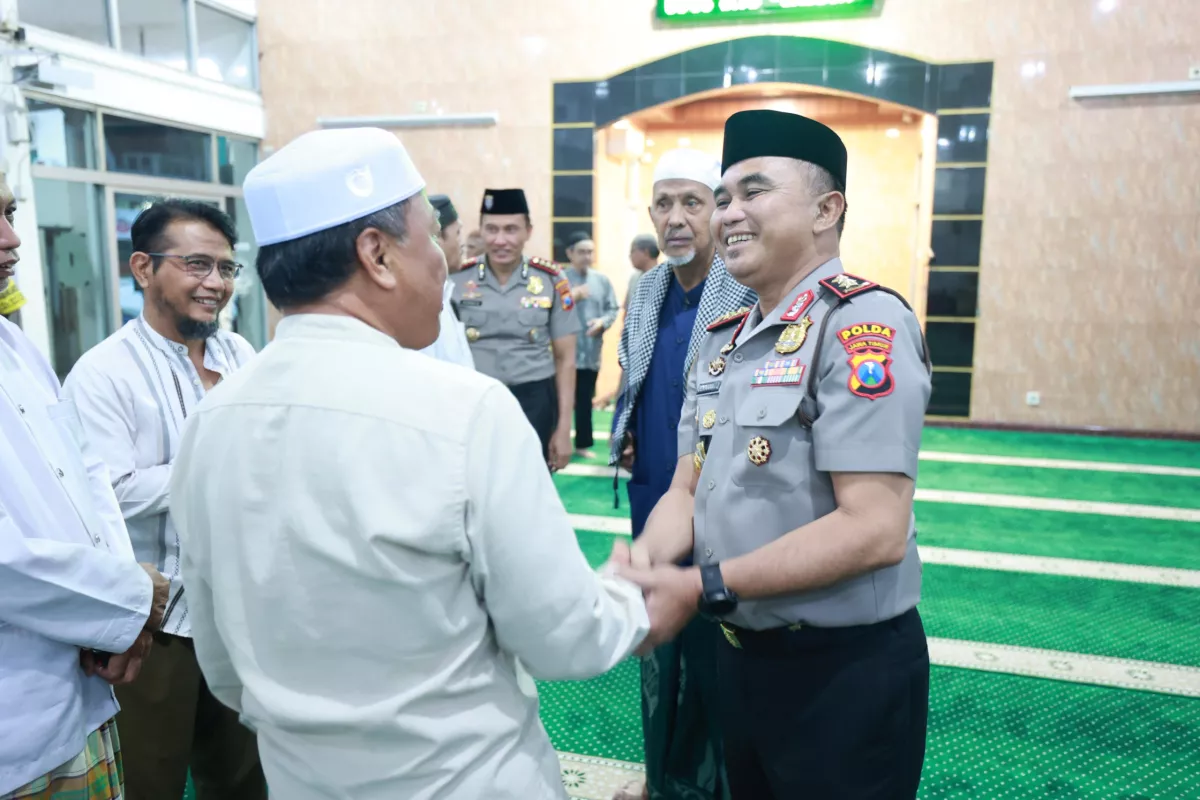 Subuh Keliling, Kapolda Jatim: Ambil Hati Masyarakat Jangan Hartanya