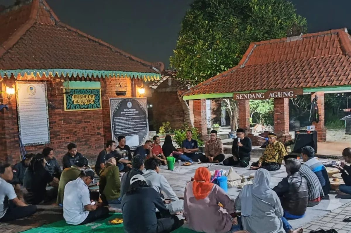 Ritual Malam Anggoro Kasih di Sendang Agung, Warga Sidoarjo Jaga Nilai Luhur Budaya Jawa