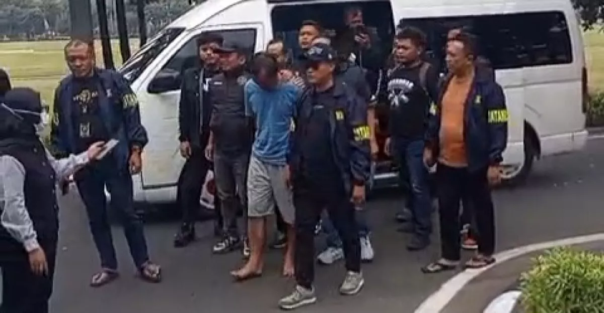 Sadis! Ibu dan Anak Dibunuh, Dimutilasi dan Dibakar di Madiun