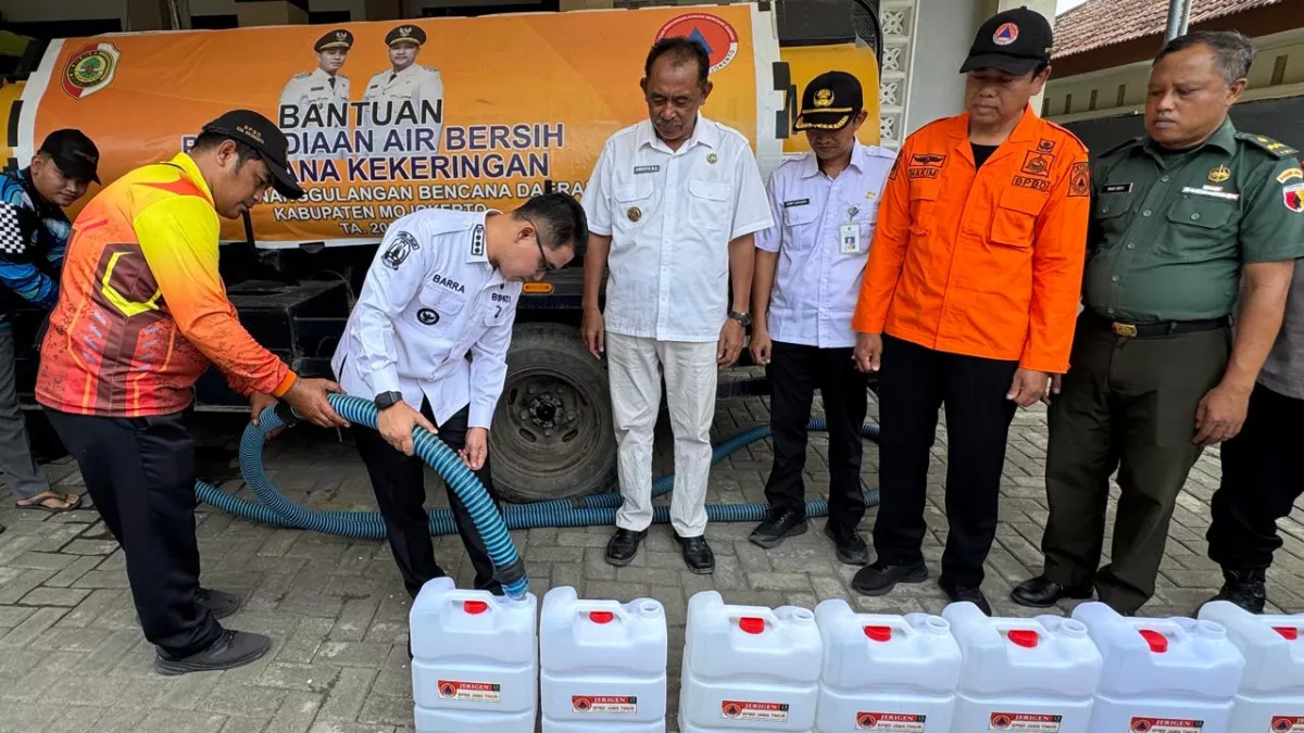 Antisipasi Kekeringan, Pemkab Mojokerto Salurkan 84 Tangki Air Bersih ke Trawas dan Ngoro