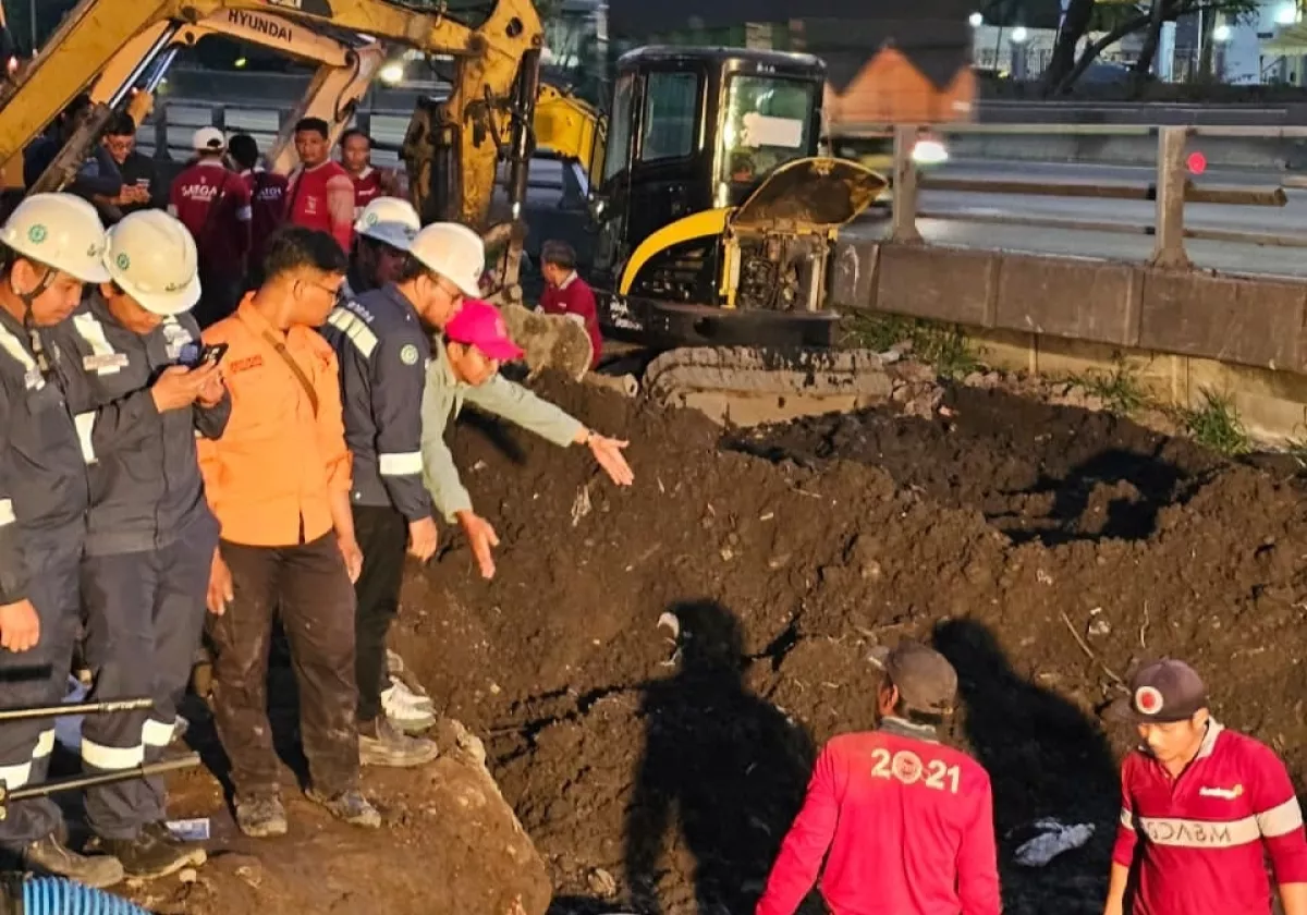 Langkat Cepat Petrokimia Gresik dan Pemkot Surabaya Tangani Kebocoran Pipa di Tambak Mayor