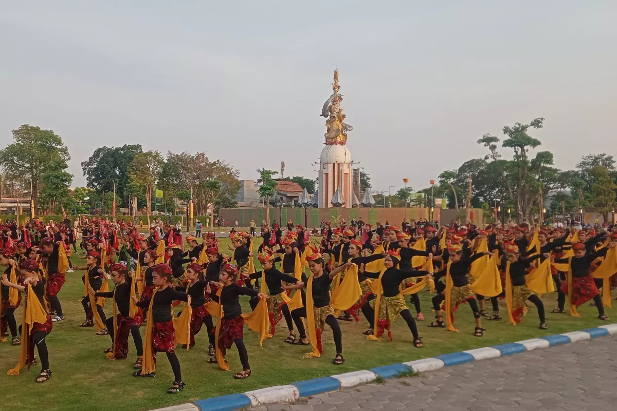 600 Penari Ramaikan Festival Munali Patah 2026 di Sidoarjo
