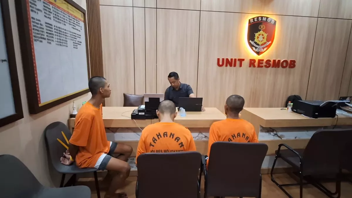 Tiga Pemuda Bobol 2 Sekolah di Mojokerto, Pelaku Diringkus saat Tidur