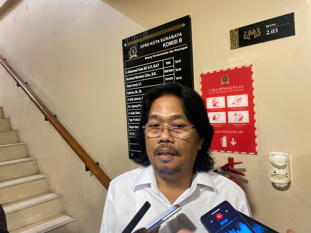 Anggota Komisi B DPRD Surabaya Budi Leksono (Ade)