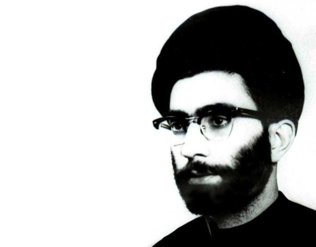 Ali Khameini saat muda