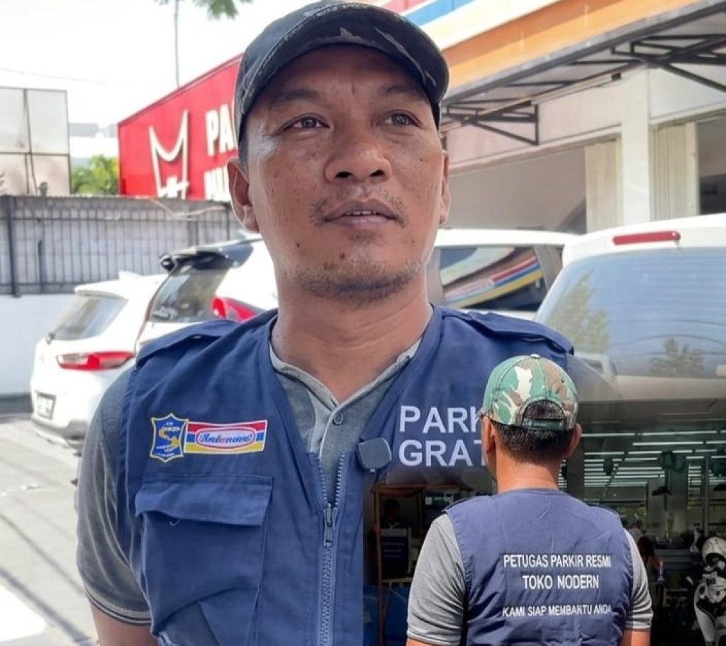 Rompi parkir di Indomaret. (Dok. Istimewa).