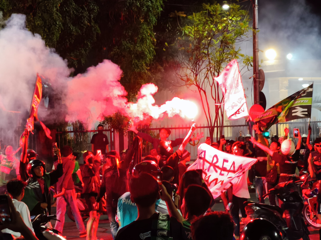 Euforia Bonek-Bonita di Ultah Persebaya Surabaya ke-99