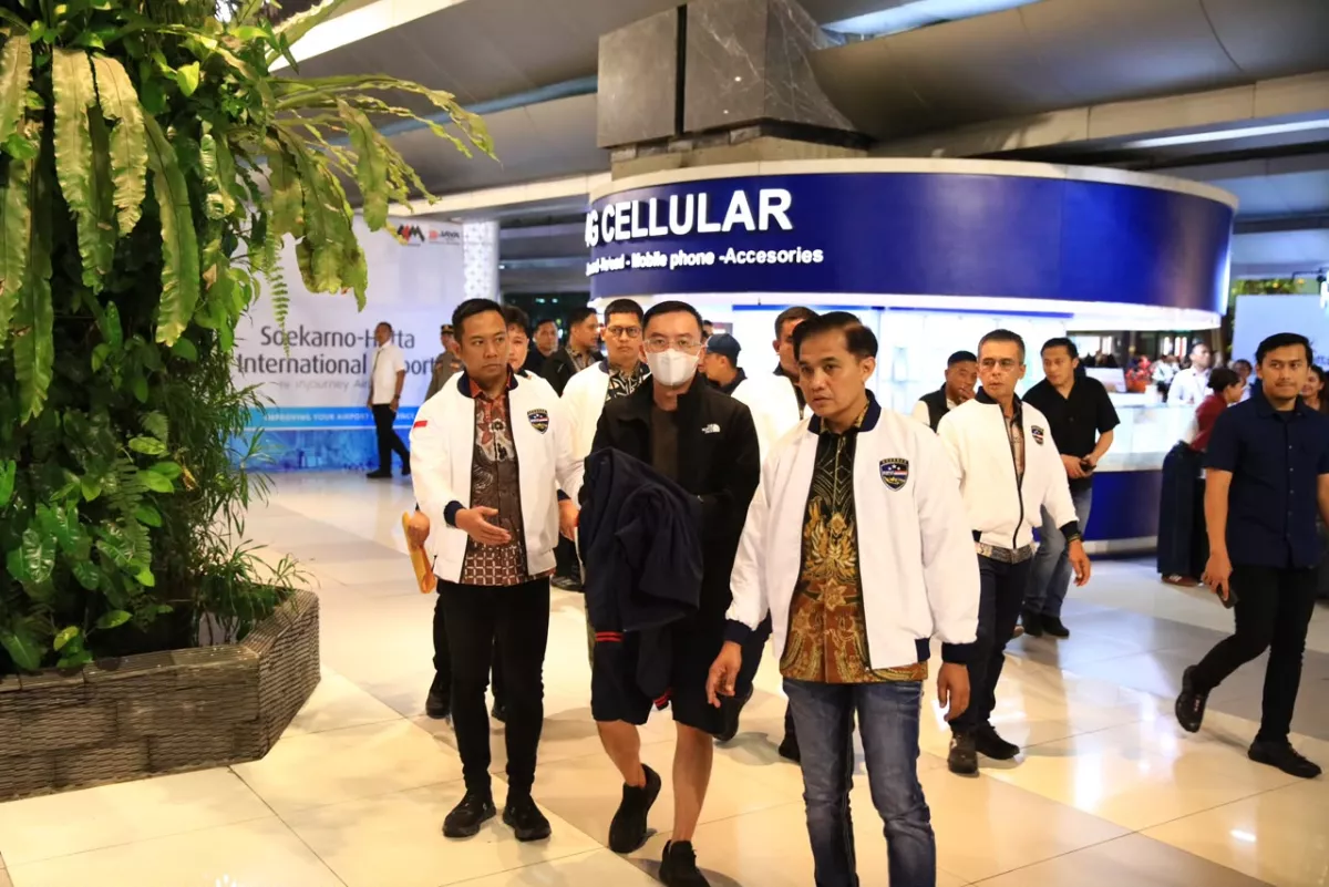 Dittipidsiber Bareskrim Polri Tangkap DPO Kasus Judi Online 1 Triliun di Thailand