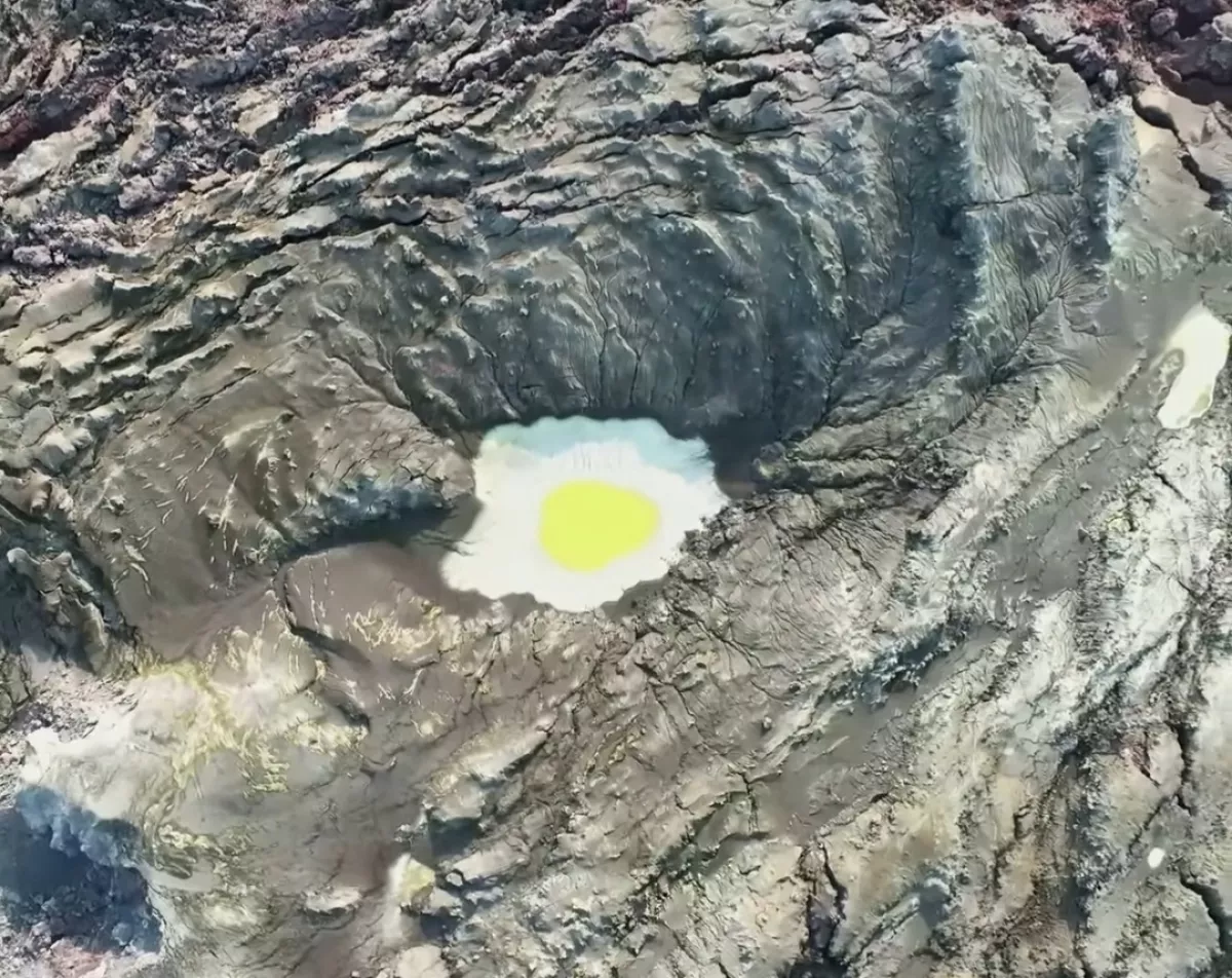 Kawah Mirip Telur Ceplok Muncul di Gunung Anak Krakatau, Pertanda Apa? Ini Kata Ahli