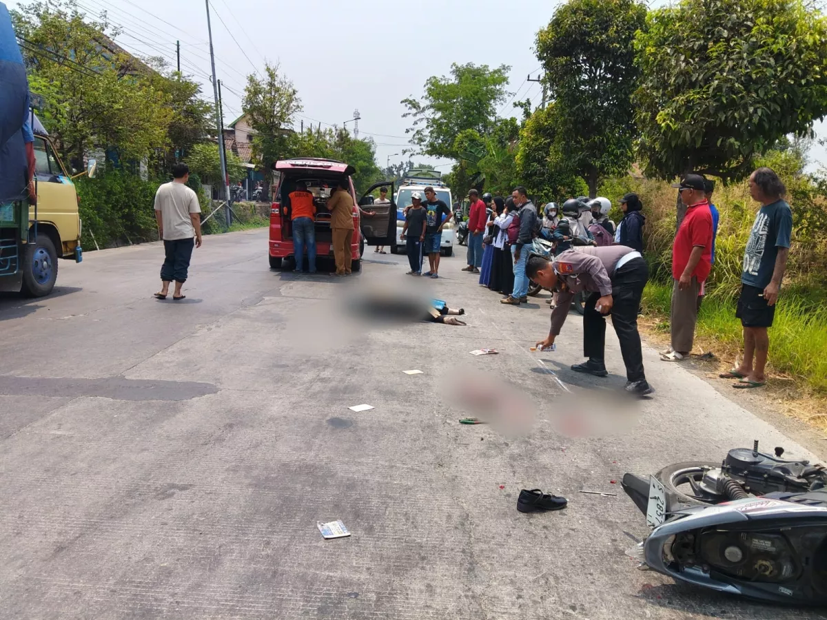 Wanita Muda Tewas Tertabrak Truk di Mojokerto, Ini Namanya