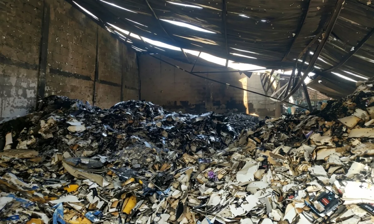 Kebakaran Landa Pabrik Rokok di Jabon Sidoarjo