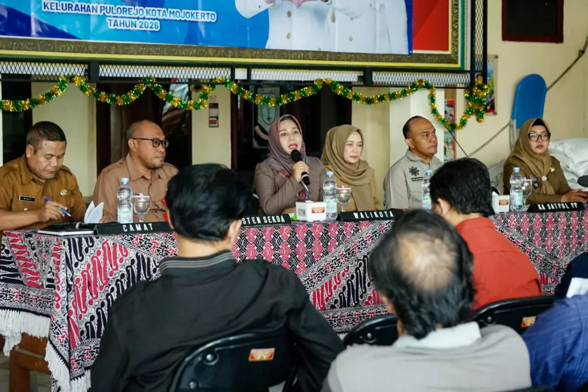 Penguatan Trantibum Linmas, Wali Kota Mojokerto ajak Warga Hidupkan Kembali Poskamling