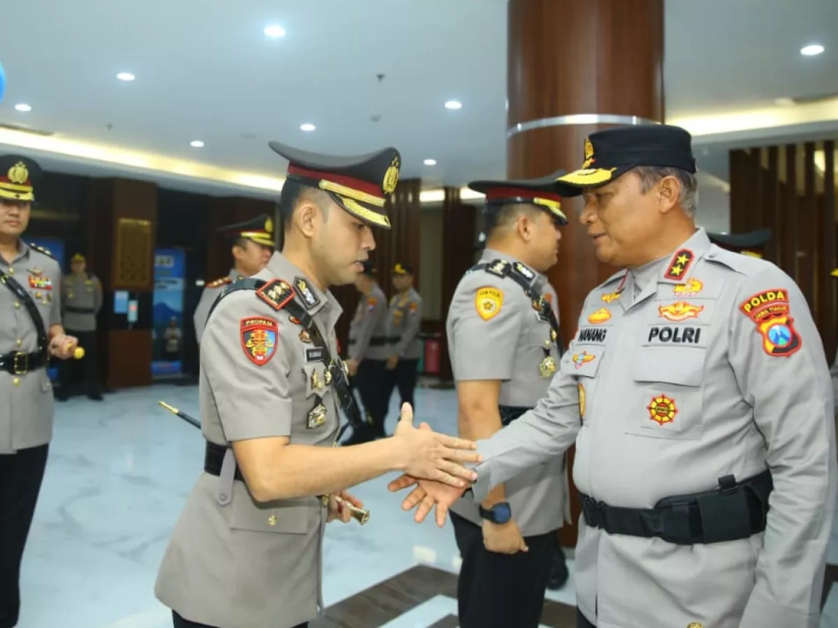 Tongkat Komando Polres Pasuruan Beralih ke AKBP Irawan Setyono, Ini Pesan Kapolda Jatim