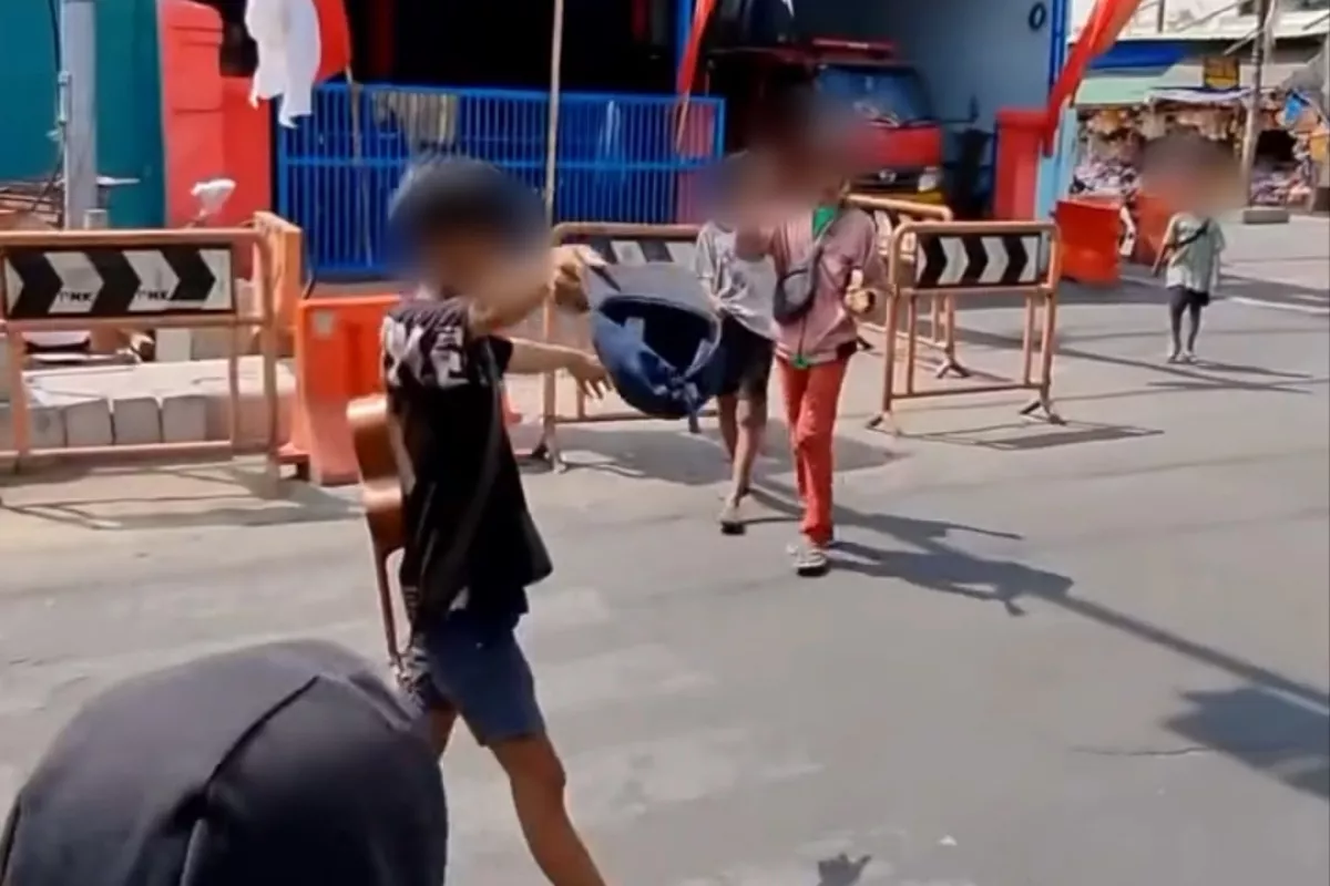 Ketika Peziarah Terusik dengan Markanya Anjal dan Pengemis di Kawasan Sunan Ampel Surabaya