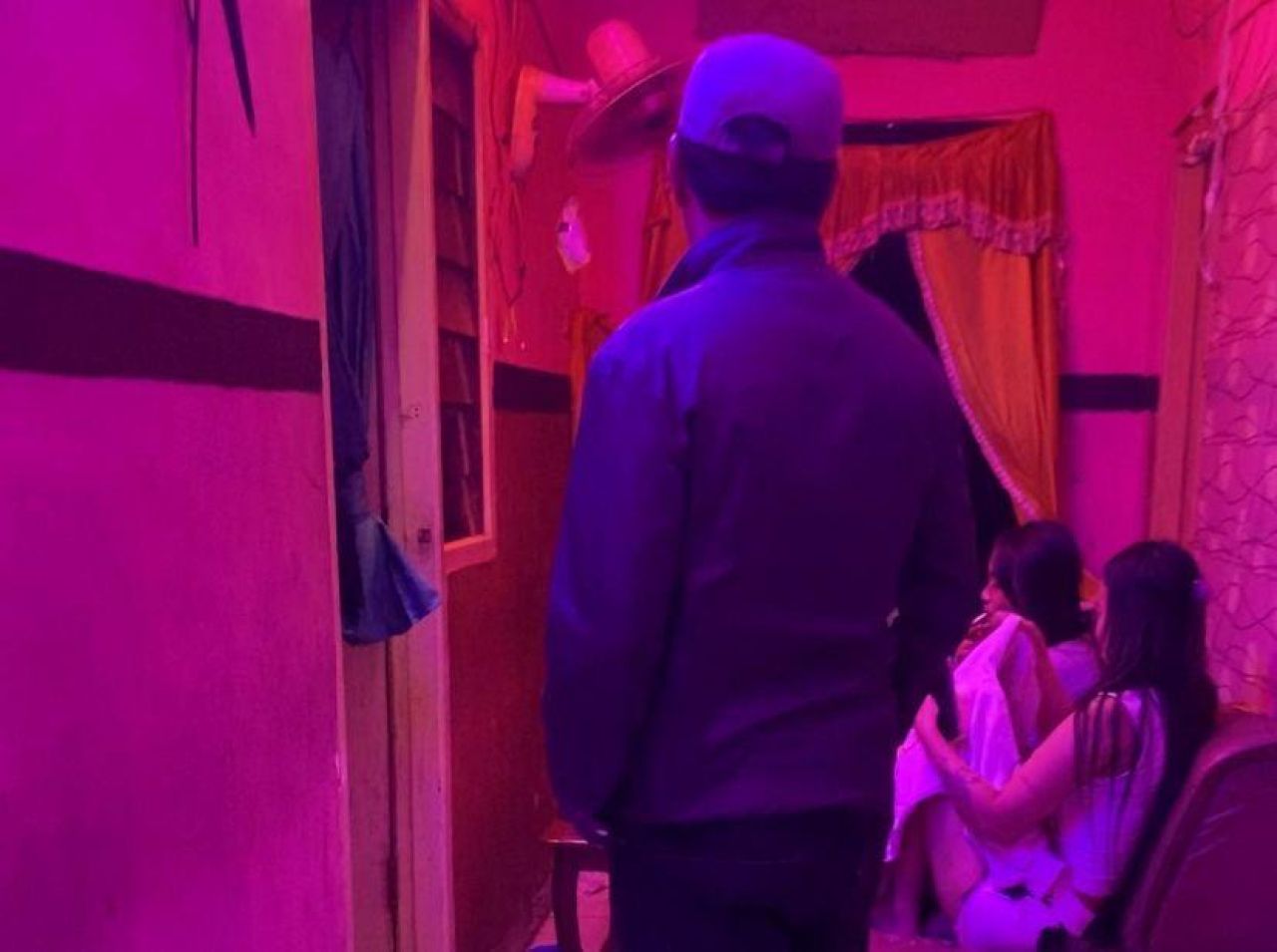 Sidak anggota DPRD Surabaya Imam Syafi'i bersama selalu.id